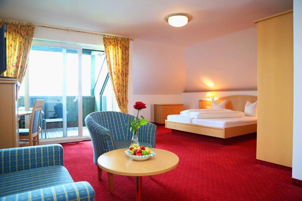 גמונדן Seegasthof Hois'N Wirt - Hotel Mit Wellnessbereich מראה חיצוני תמונה